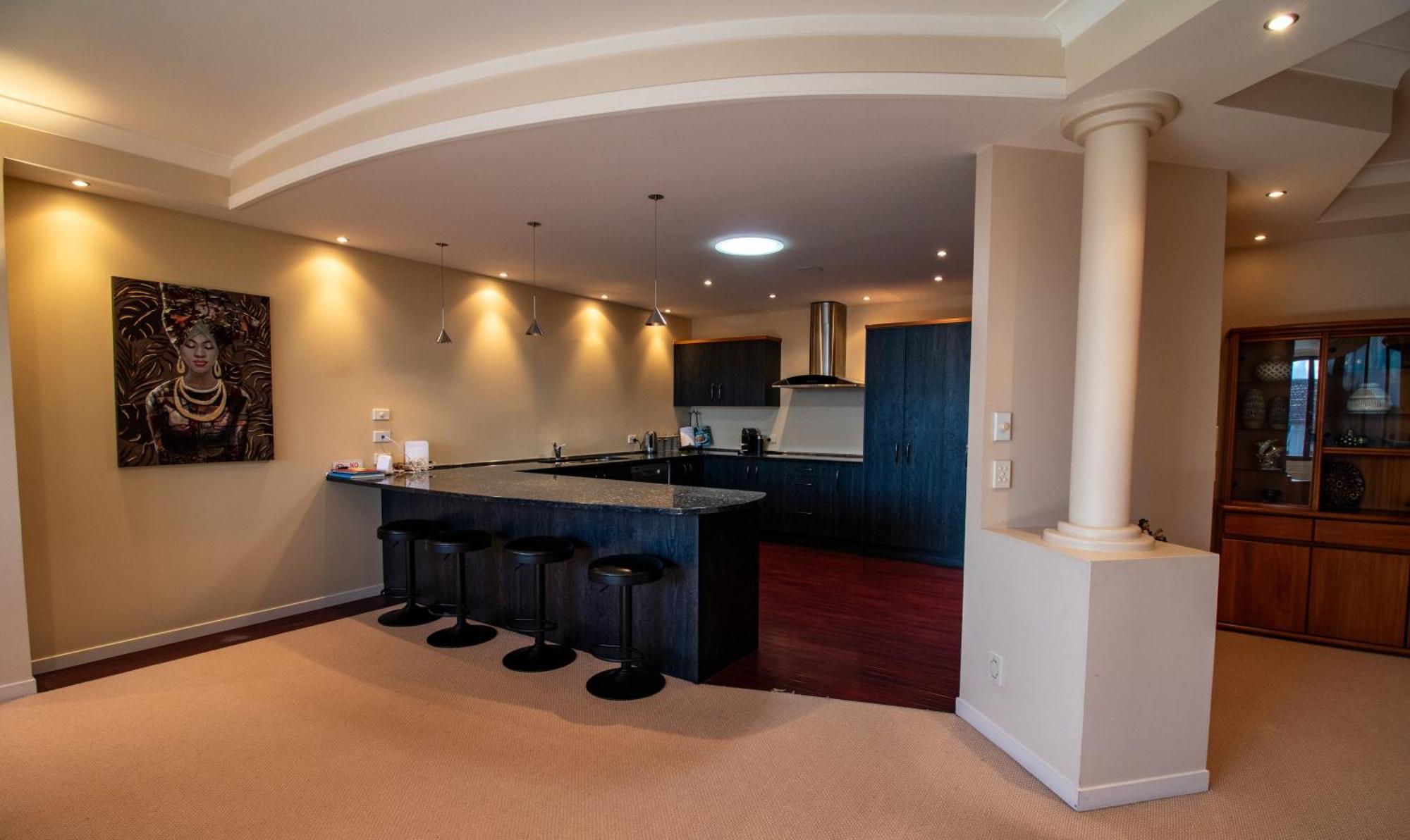 Large Luxury Apartment Located Right In Town Taupo Dış mekan fotoğraf